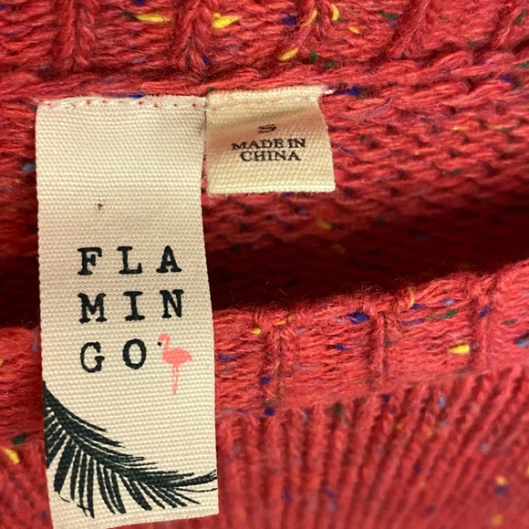 Flamingo Sweater Coral color with flecks of colors. Size S - Picture 3 of 4